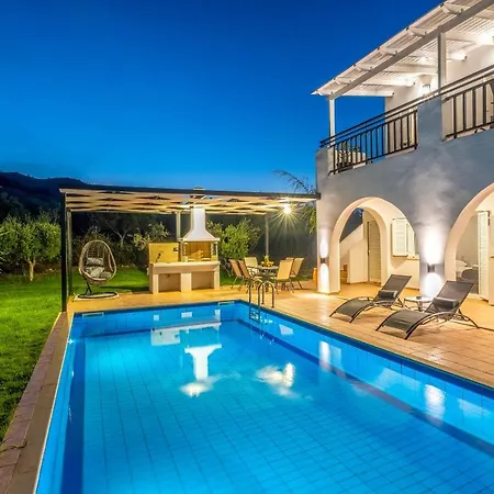 Eirini Lake Kournas Chania Villa