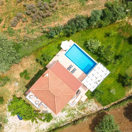 Villa Eirini Lake Kournas Chania
