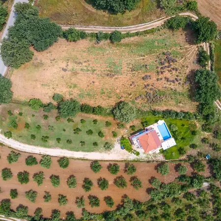 Eirini Lake Kournas Chania Villa Mouríon